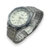 Reloj Q&Q para Hombre con Números en el Bisel - Image 6