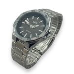 Reloj Q&Q para Hombre con Números en el Bisel